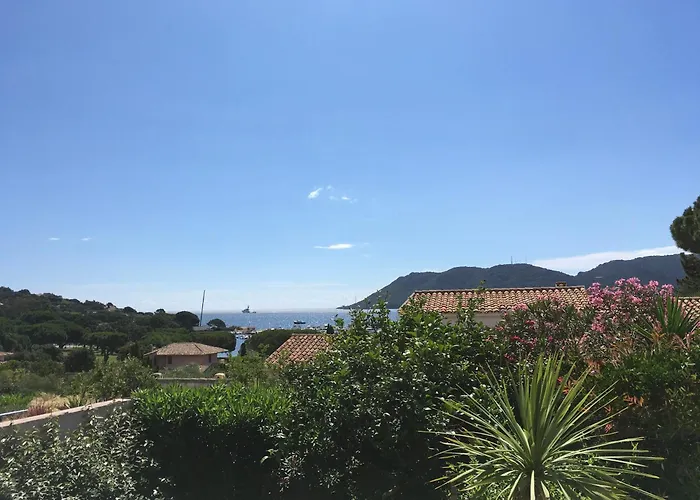 Marina Di Fiori By Intendance Excellency *